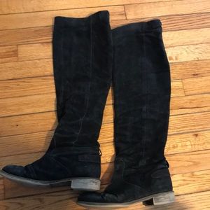 Over the knee flat black suede boots!